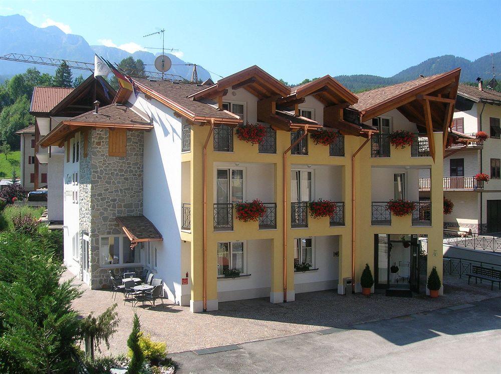 Hotel Garni Sottobosco Dimaro Dış mekan fotoğraf