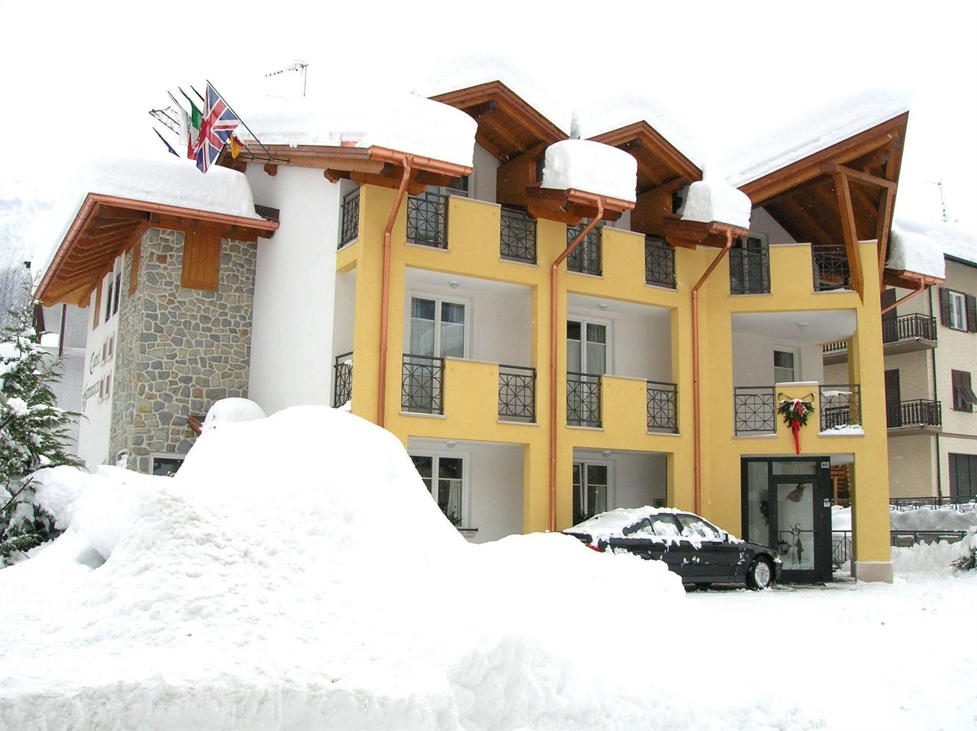 Hotel Garni Sottobosco Dimaro Dış mekan fotoğraf